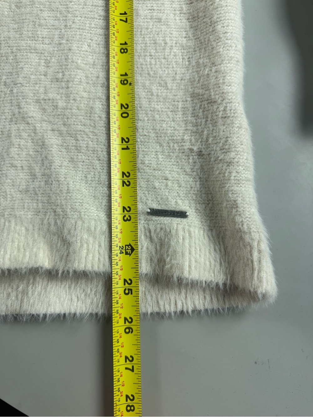 Abercrombie & Fitch Soft AF Fuzzy Cozy Scoop Neck Sweater Womens Large - Picture 7 of 8